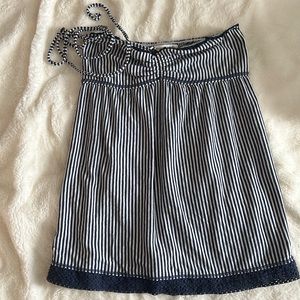 Cute Halter top with tie